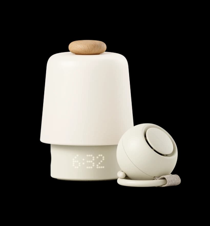 Hatch Baby Beechwood and Hatch Go Putty colorway together